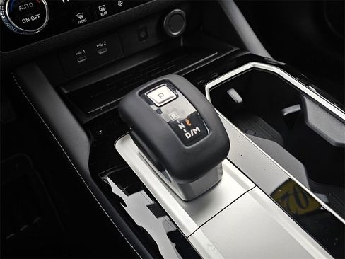 New 2026 Mitsubishi Outlander SE image 23