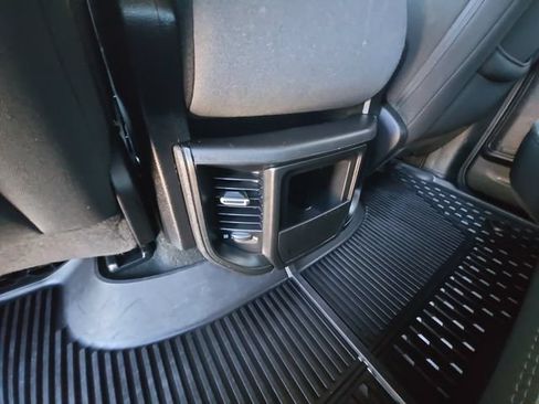 Used 2019 RAM 1500 Big Horn AWD/4WD image 28