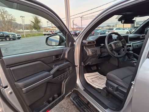 Used 2024 Toyota Tacoma SR5 image 12