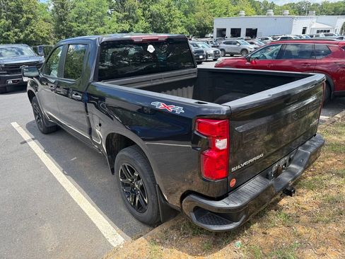 Used 2022 Chevrolet Silverado 1500 Custom AWD/4WD image 3