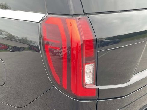 Used 2025 Ford Expedition Max Active image 10