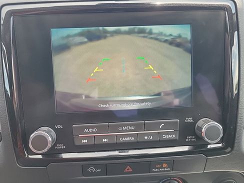 Used 2023 Nissan Frontier SV w/ Technology Package RWD image 34