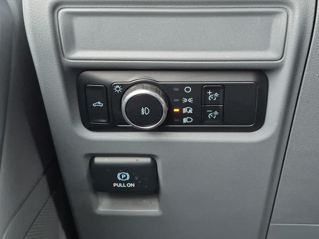 Used 2023 Ford F150 XLT AWD/4WD image 17