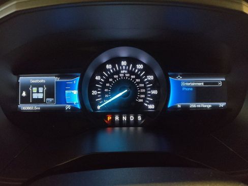 Used 2023 Ford Edge SEL image 23