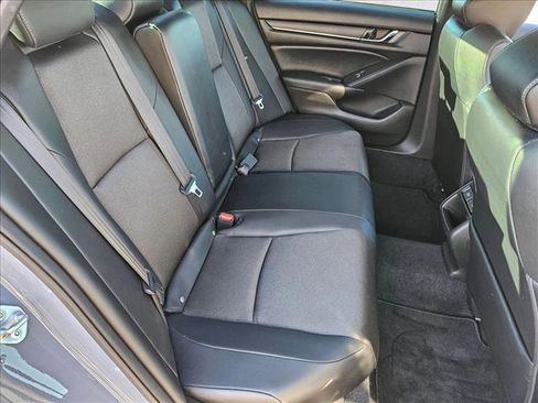 Used 2022 Honda Accord Sport image 18