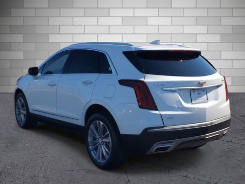Used 2025 Cadillac XT5 Premium Luxury image 3