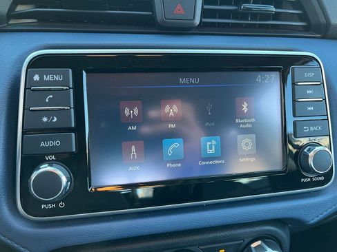 Used 2025 Nissan Versa SV image 20