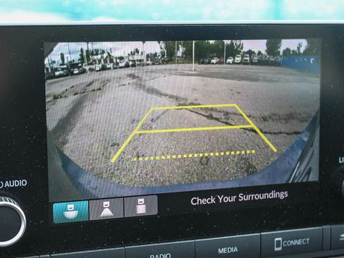 Certified 2023 Honda Civic Sport image 25