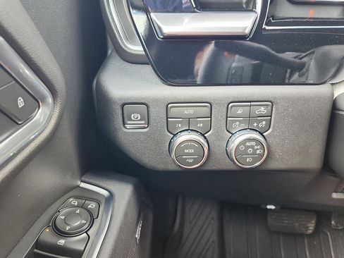 New 2026 GMC Sierra 1500 Elevation w/ Elevation Premium Package image 21