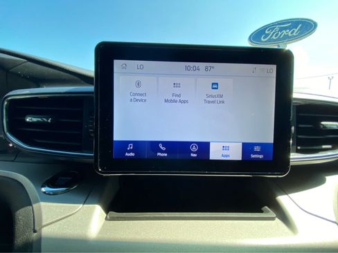 Used 2023 Ford Explorer XLT w/ Equipment Group 202A AWD/4WD image 34