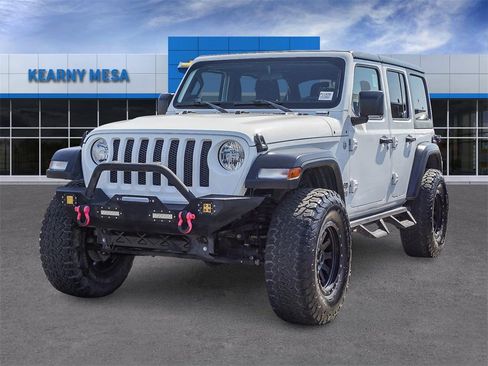 Used 2019 Jeep Wrangler Unlimited Sport S image 3