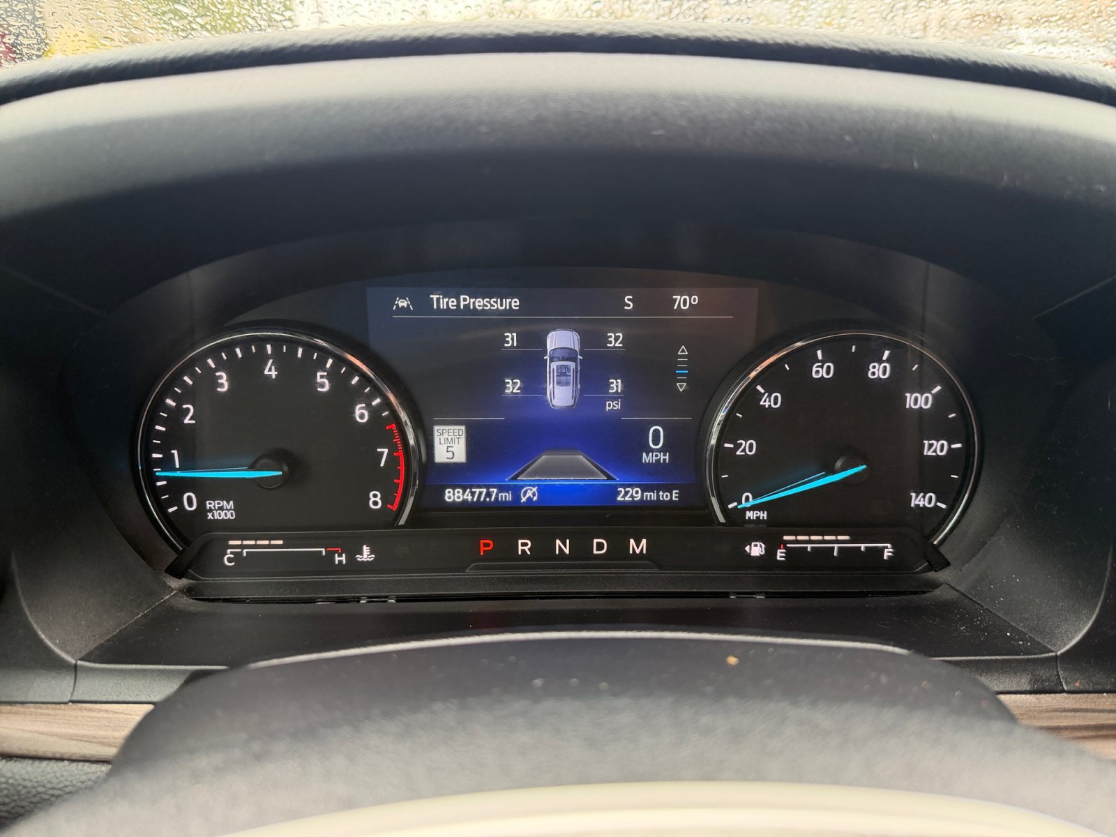Used 2021 Ford Explorer Limited w/ Equipment Group 301A AWD/4WD image 19