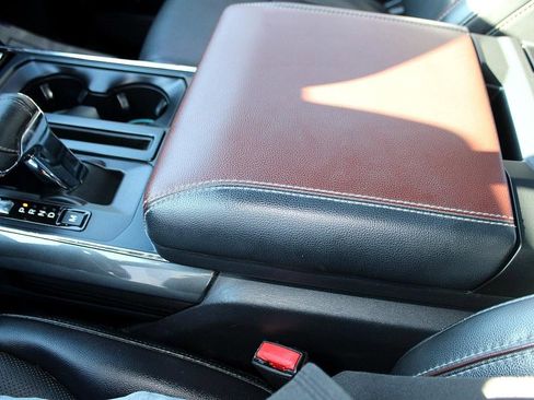 Used 2021 Ford F150 Lariat w/ Equipment Group 502A High image 22