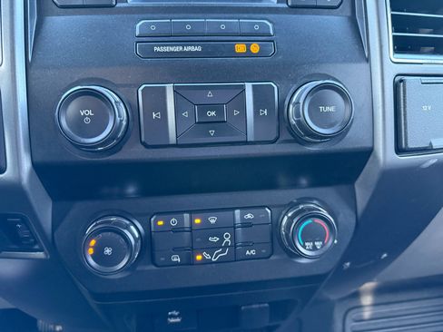 Used 2019 Ford F250 XLT w/ XLT Value Package image 30