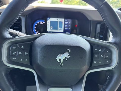 Used 2023 Ford Bronco Wildtrak AWD/4WD image 26