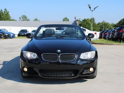 Used 2013 BMW 335i Convertible image 2