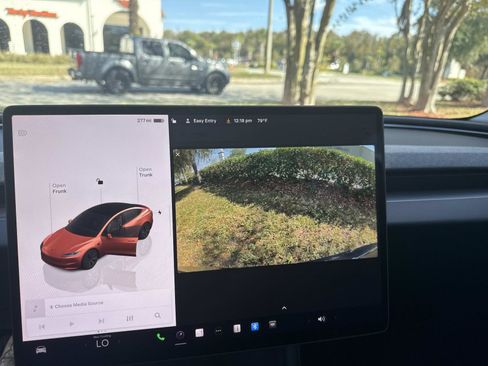 Used 2025 Tesla Model 3 Long Range image 25
