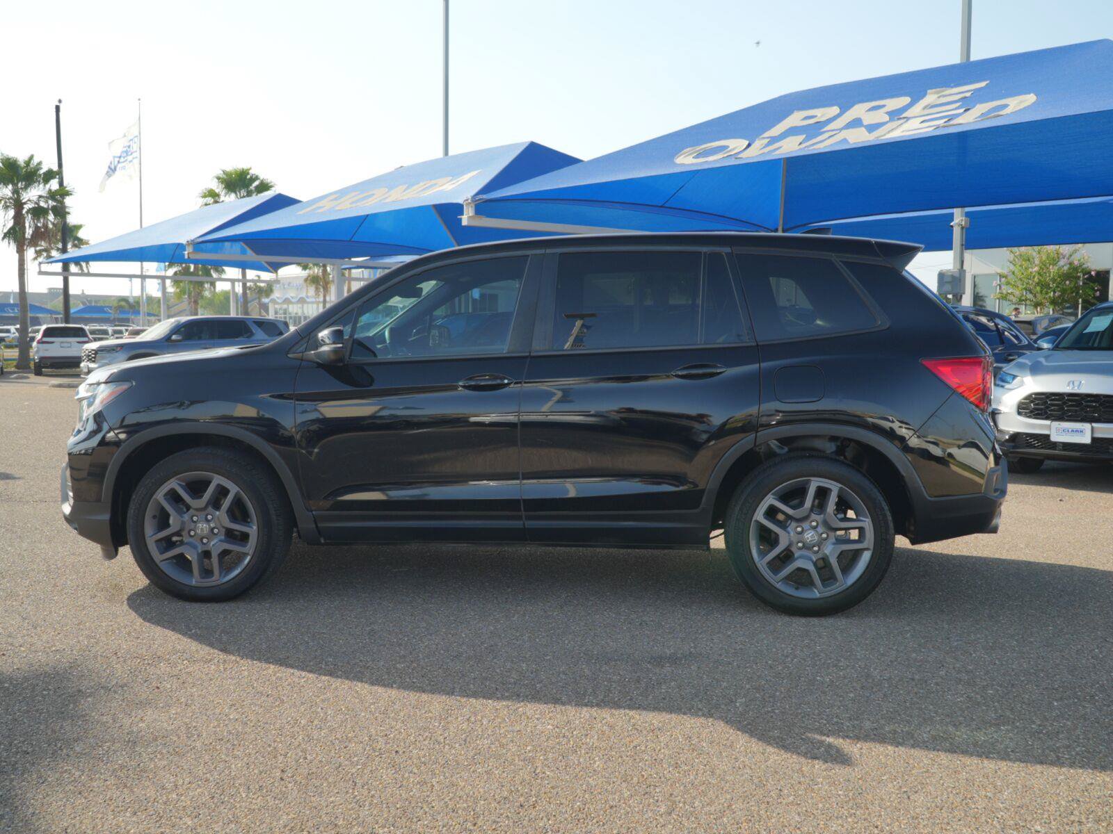 Used 2022 Honda Passport EX-L image 16