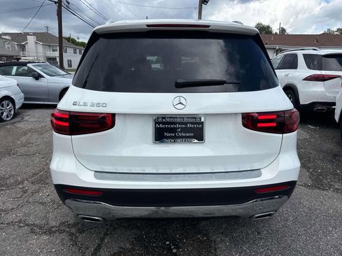 New 2026 Mercedes-Benz GLB 250 image 4