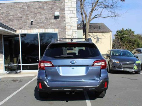Used 2018 Subaru Outback 2.5i Limited image 6