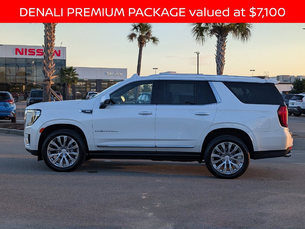 Used 2022 GMC Yukon Denali w/ Denali Premium Package RWD image 2