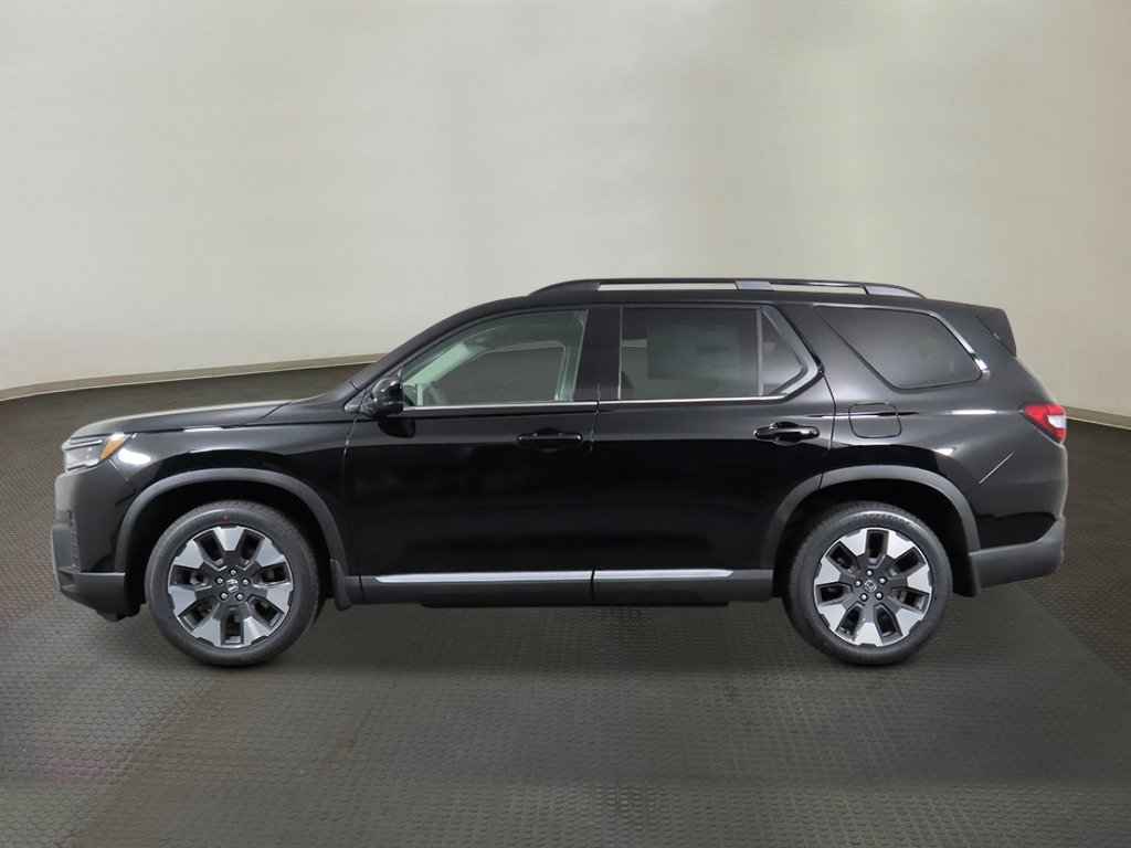 New 2026 Honda Pilot Elite image 2