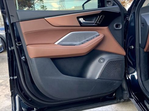 Used 2025 Acura MDX SH-AWD w/ Technology Package image 20