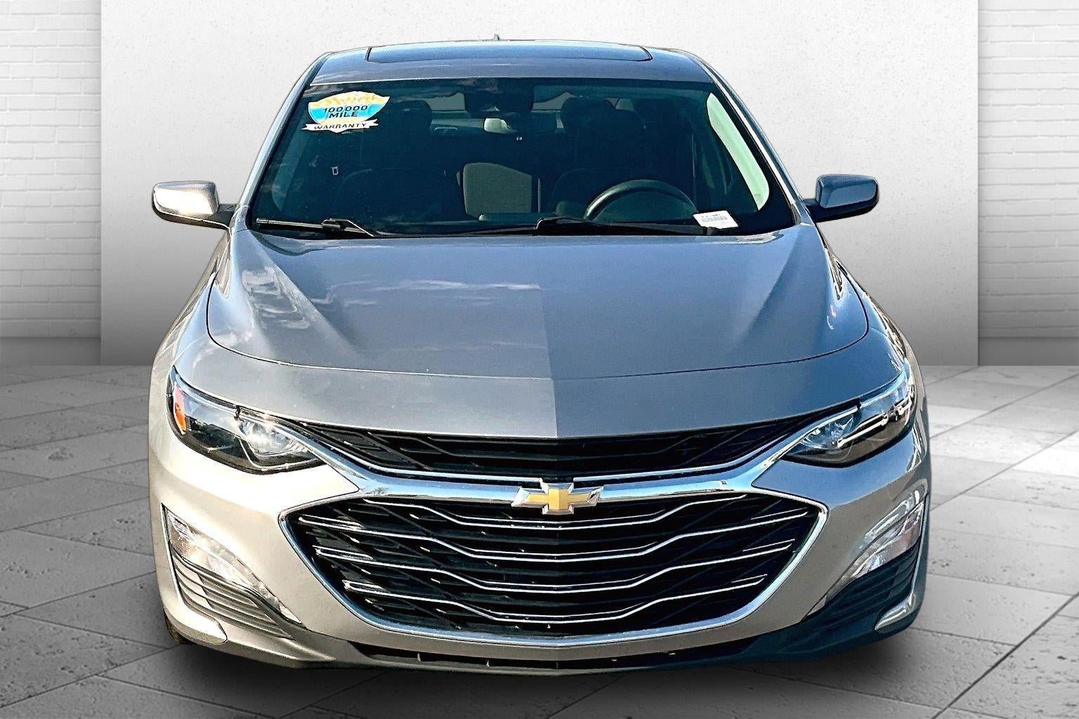 Used 2024 Chevrolet Malibu LT FWD image 2