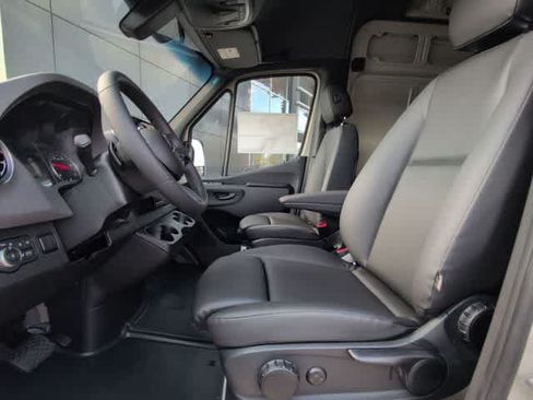 New 2026 Mercedes-Benz Sprinter 2500 image 15
