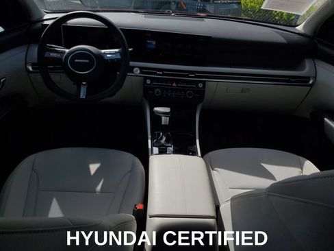 Certified 2025 Hyundai Tucson SE FWD image 22