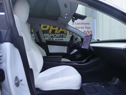 Used 2020 Tesla Model 3 Performance image 7
