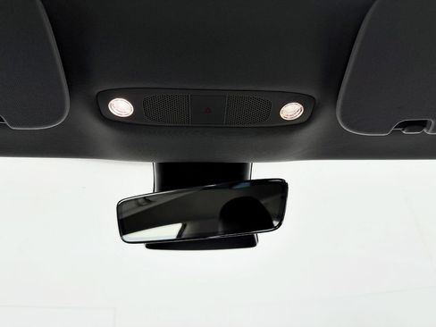 Used 2018 Tesla Model 3 Long Range RWD image 47