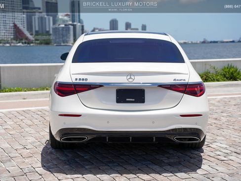 Used 2021 Mercedes-Benz S 580 4MATIC Sedan image 3