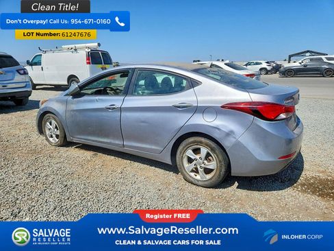 Used 2015 Hyundai Elantra SE FWD image 3