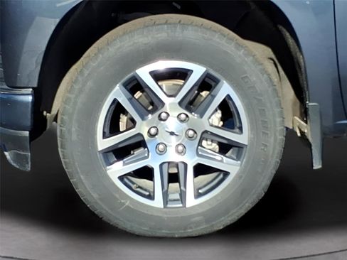 Used 2022 Chevrolet Silverado 1500 Custom image 9