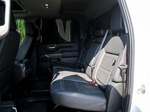 Used 2021 GMC Sierra 3500 Denali w/ Denali Ultimate Package AWD/4WD image 31