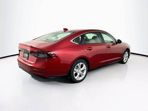 Used 2025 Honda Accord LX image 9
