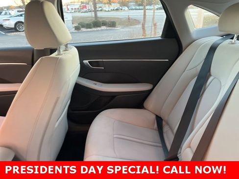 Used 2023 Hyundai Sonata SEL w/ Cargo Package image 12
