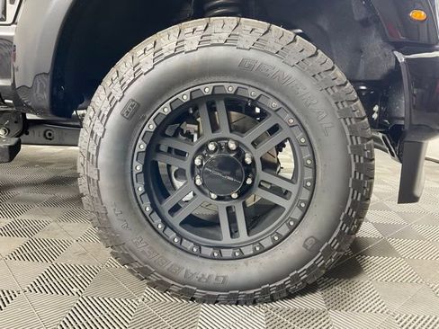 New 2026 Ford F250 Lariat w/ Black Appearance Package image 10