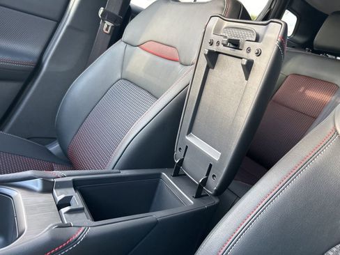 New 2026 Nissan Kicks SR FWD image 37