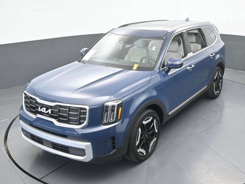 Used 2024 Kia Telluride S w/ S Sunroof Package FWD image 53