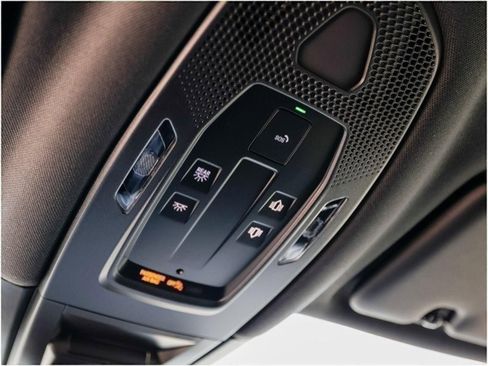 Certified 2025 Porsche Cayenne Coupe AWD/4WD image 21