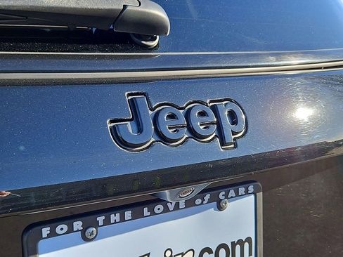 Used 2021 Jeep Compass Sport image 24