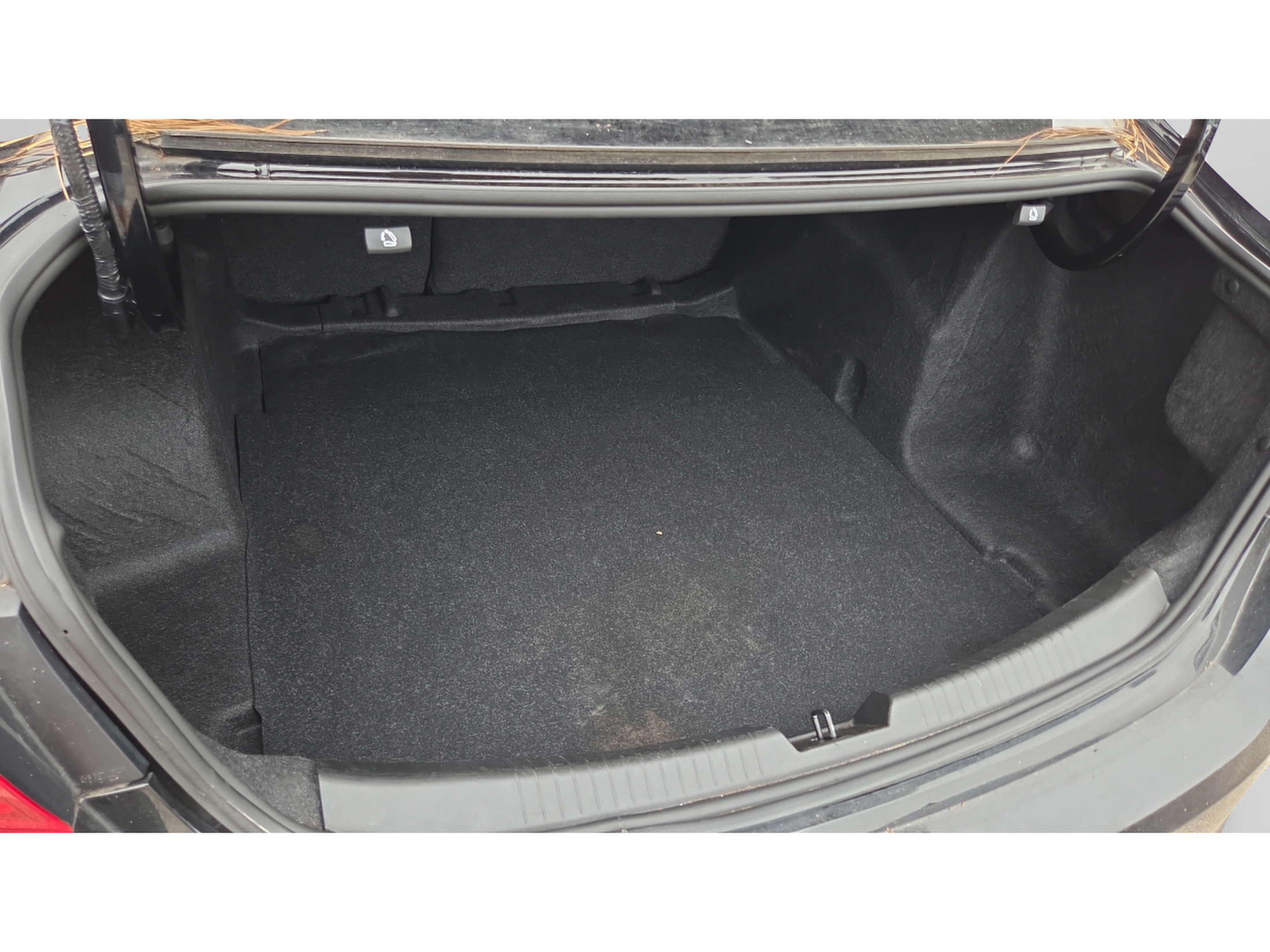 Used 2025 Chevrolet Malibu LT FWD image 13