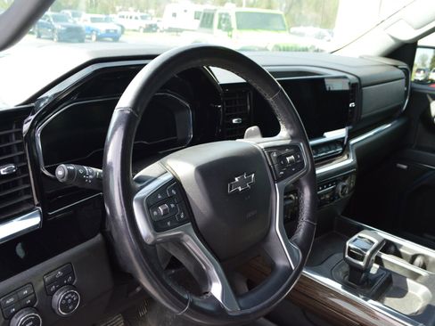 Used 2023 Chevrolet Silverado 1500 RST w/ All Star Edition Plus AWD/4WD image 17
