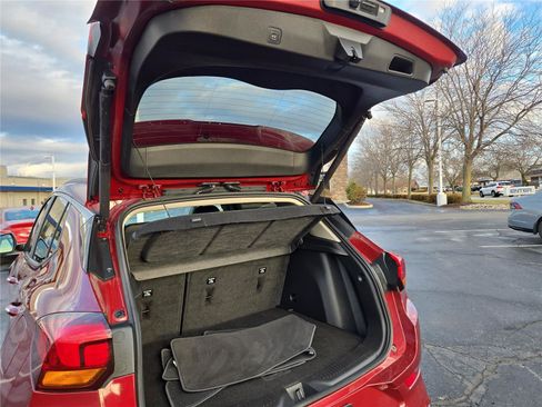 Used 2023 Buick Encore GX Select w/ Sport Touring Package image 30