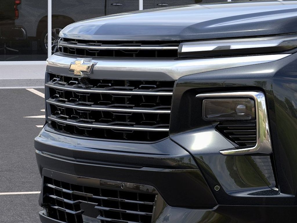 New 2026 Chevrolet Traverse High Country w/ LPO, Floor Liner Package AWD/4WD image 13