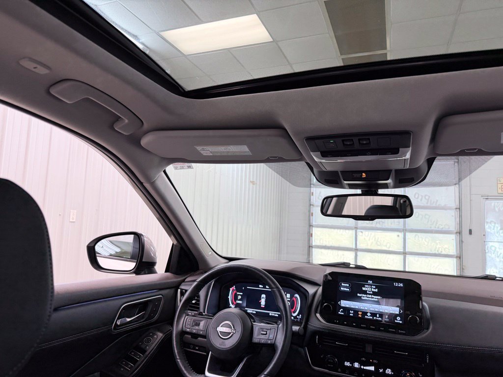 Used 2023 Nissan Rogue Platinum w/ Platinum Premium Package AWD/4WD image 29