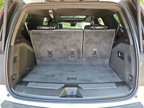 Used 2022 Cadillac Escalade Sport AWD/4WD image 33