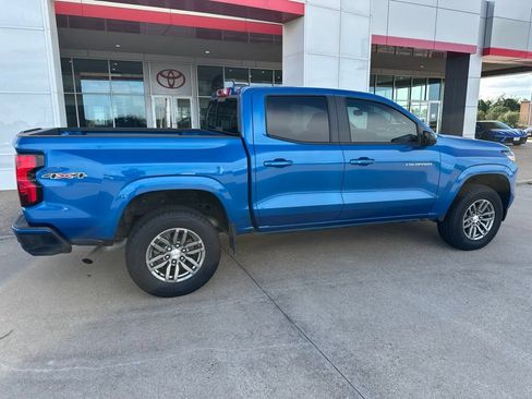 Used 2024 Chevrolet Colorado LT w/ LT Convenience Package AWD/4WD image 8